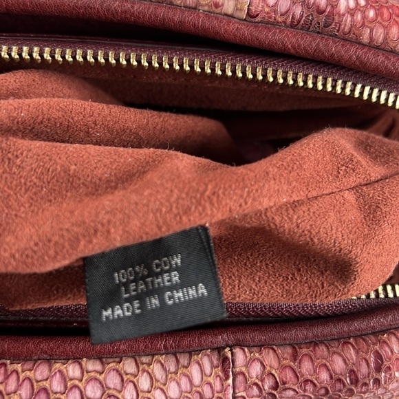 Tre Vero Vintage Red Python Embossed Holographic Italian Leather Purse Bag - Picture 12 of 17